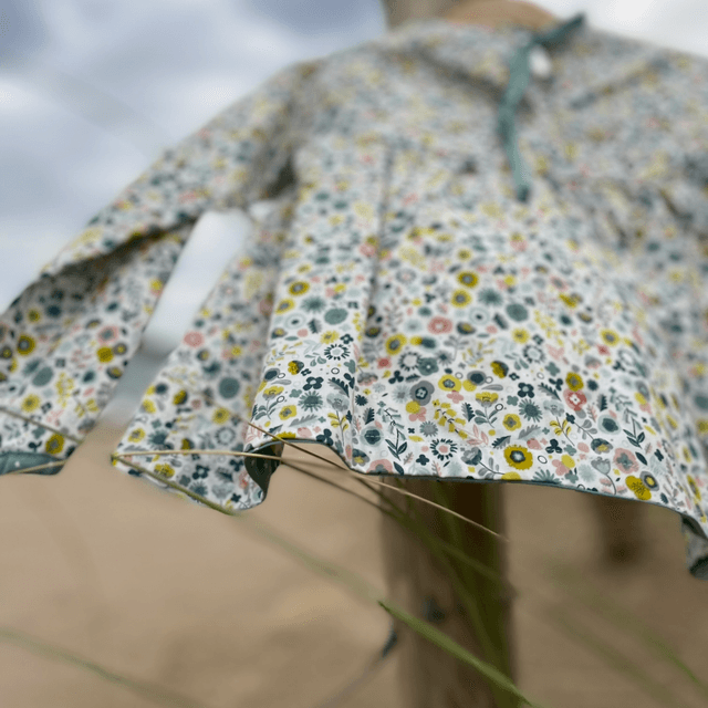 Blouse semi de fleurs 